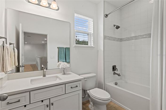 Image No.40-6 Bed House for sale