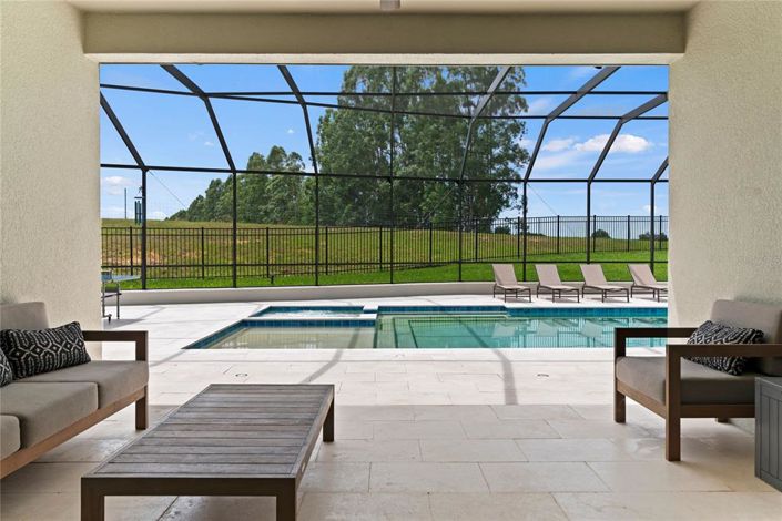 Image No.46-6 Bed House for sale