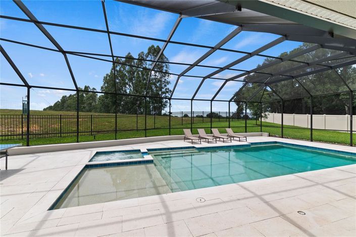 Image No.47-6 Bed House for sale