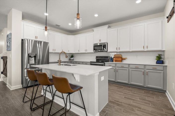 Image No.10-4 Bed House for sale