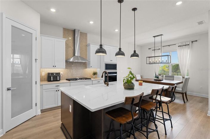 Image No.12-5 Bed House for sale