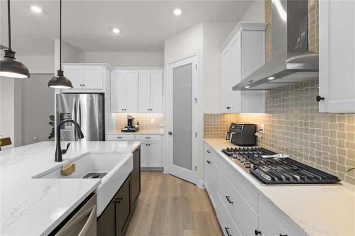 Image No.15-5 Bed House for sale