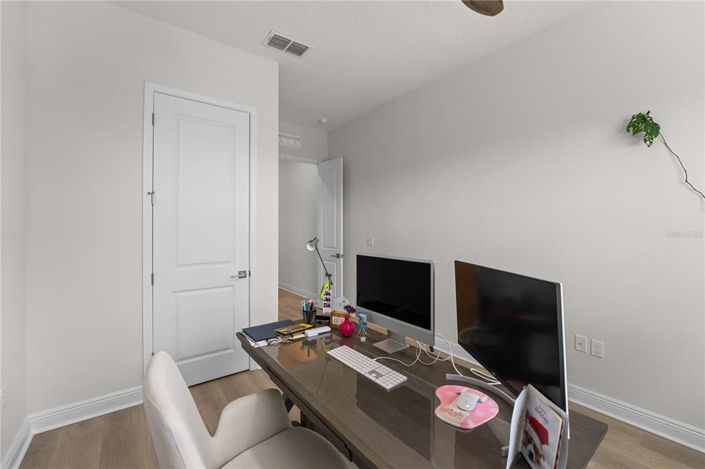 Image No.25-5 Bed House for sale