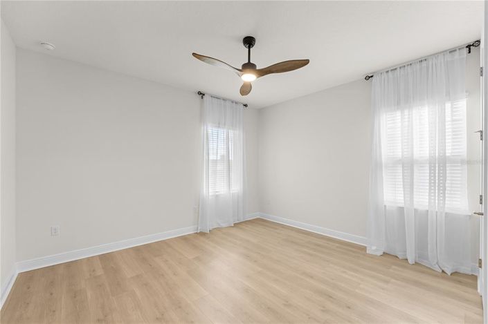 Image No.38-5 Bed House for sale