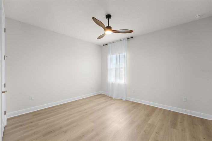 Image No.41-5 Bed House for sale