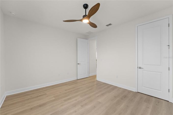 Image No.42-5 Bed House for sale