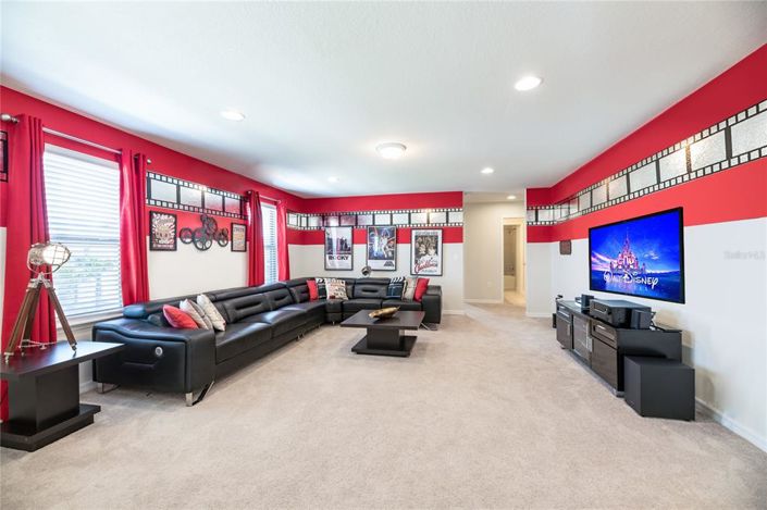 Image No.21-7 Bed House for sale