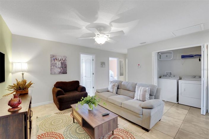 Image No.23-4 Bed Townhouse for sale