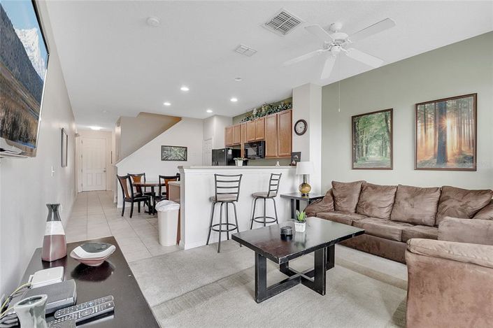 Image No.21-3 Bed Townhouse for sale