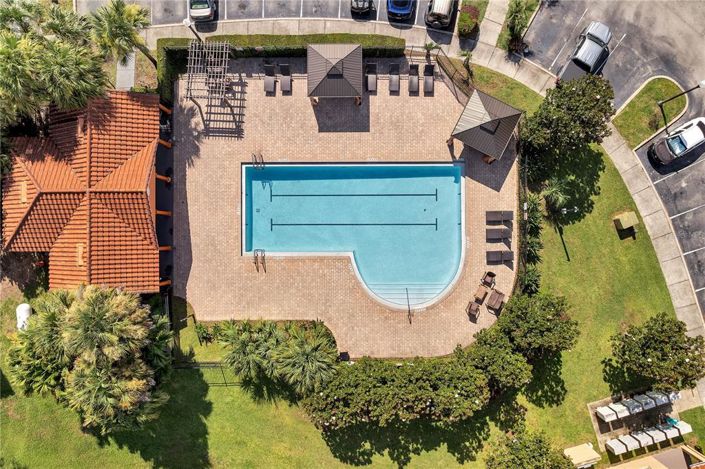 Image No.45-3 Bed Townhouse for sale