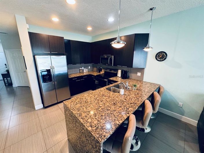 Image No.3-3 Bed Townhouse for sale