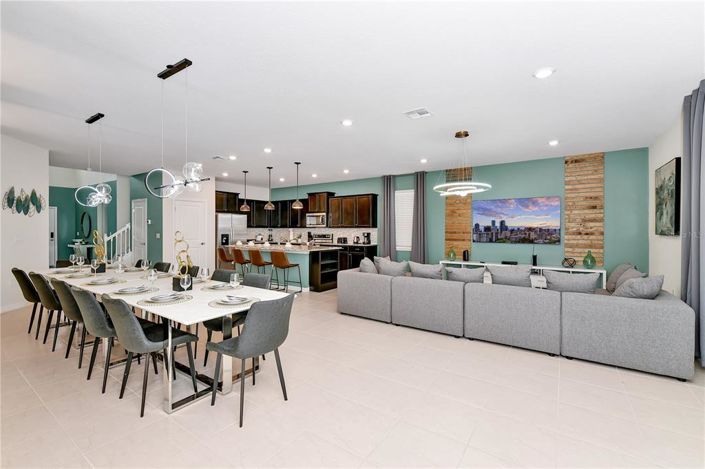 Image No.6-8 Bed Property for sale