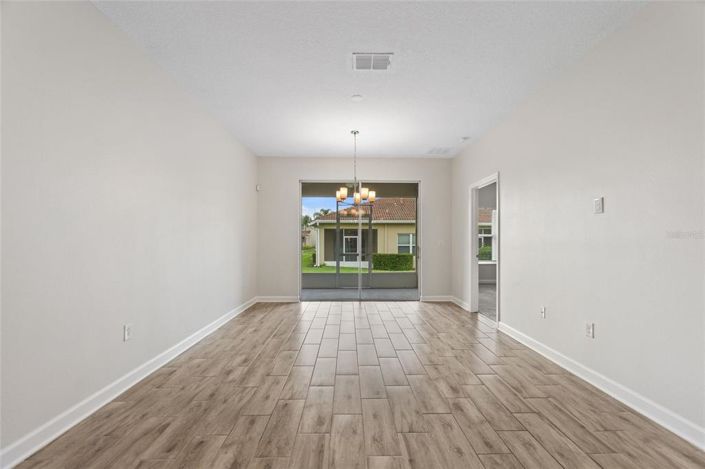 Image No.11-2 Bed Property for sale