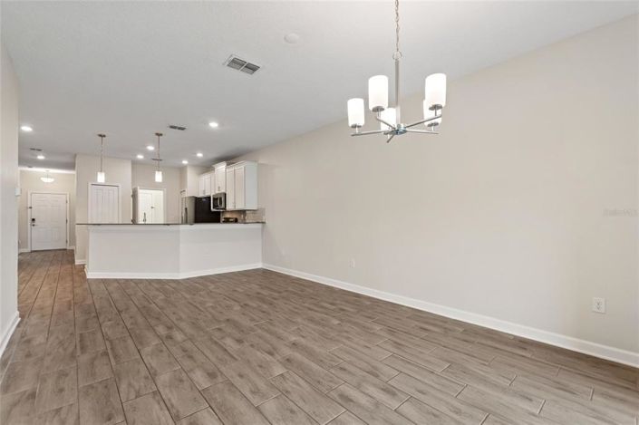 Image No.13-2 Bed Property for sale