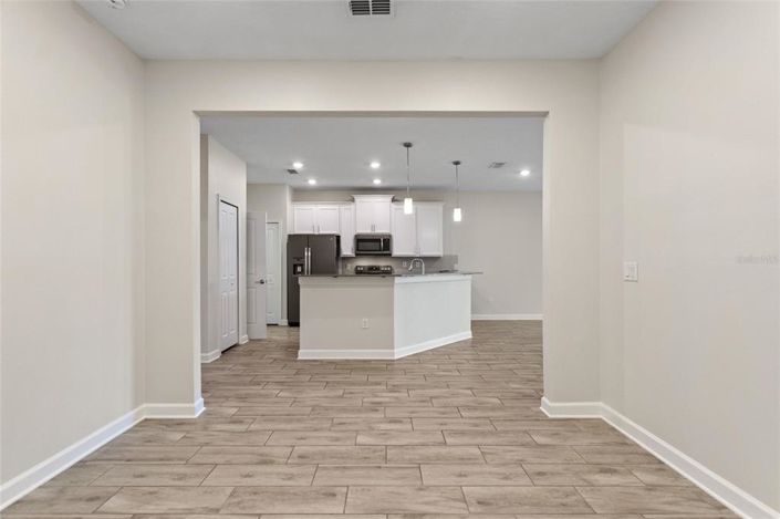 Image No.15-2 Bed Property for sale