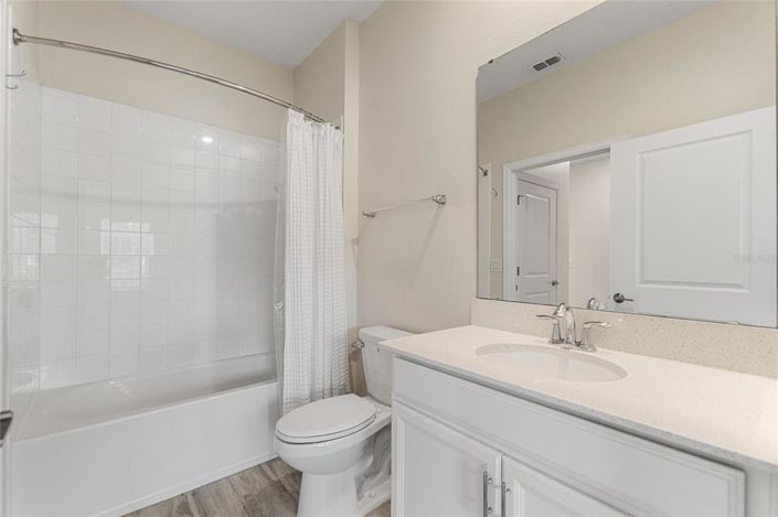 Image No.6-2 Bed Property for sale