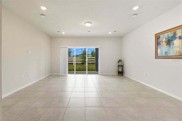 Image No.13-Maison de ville de 3 chambres à vendre à Saint John