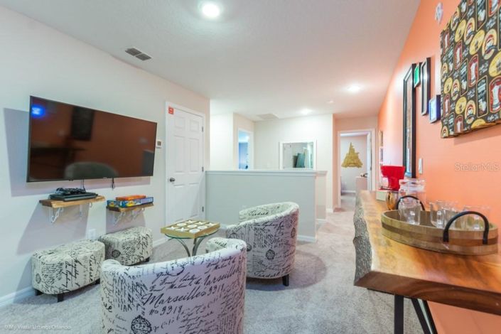 Image No.19-5 Bed Townhouse for sale