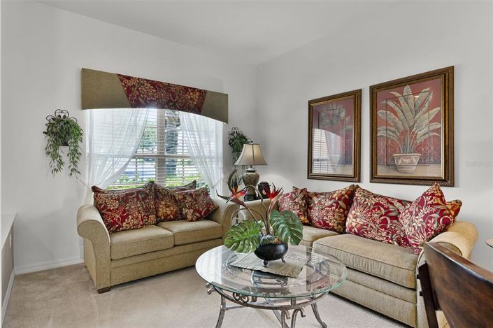 Image No.5-5 Bed House for sale