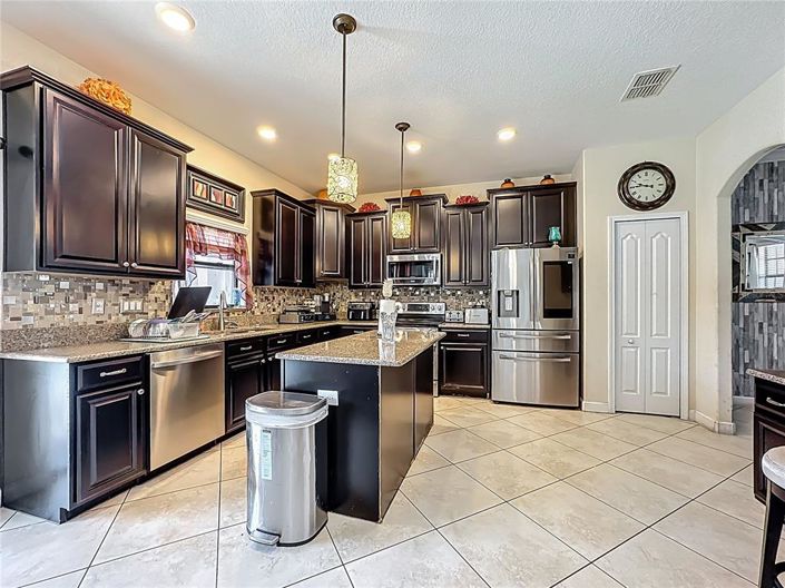 Image No.6-Propriété de 5 chambres à vendre à Davenport