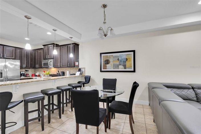 Image No.11-3 Bed Townhouse for sale