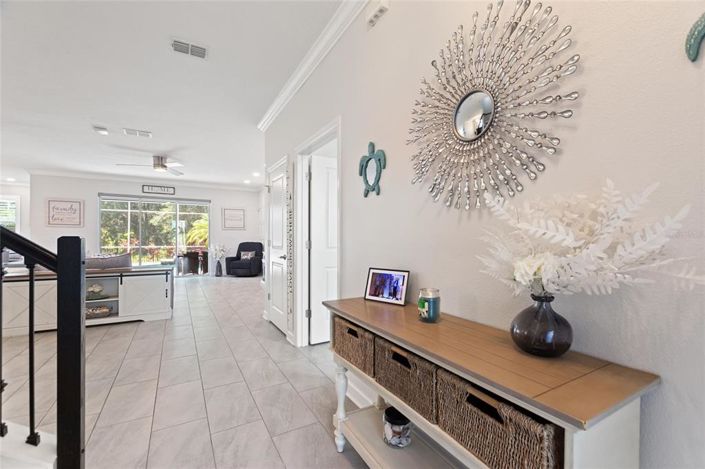 Image No.2-6 Bed Property for sale