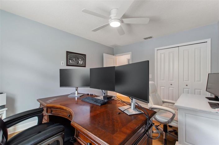 Image No.41-6 Bed Property for sale