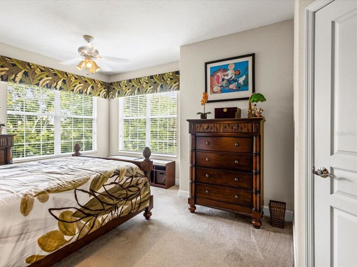 Image No.30-3 Bed Townhouse for sale