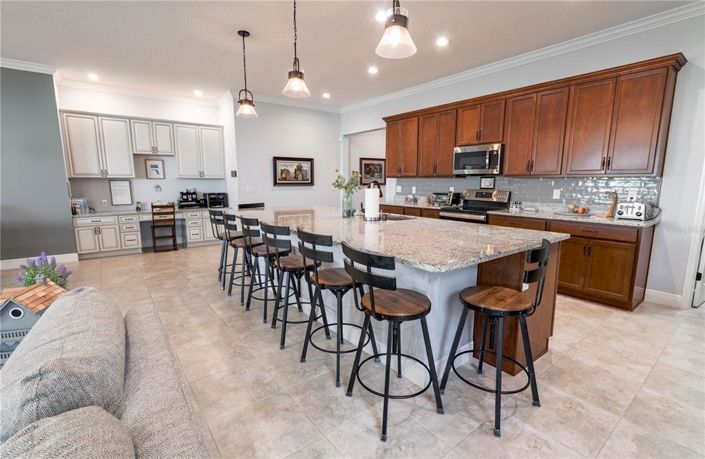 Image No.11-3 Bed House for sale