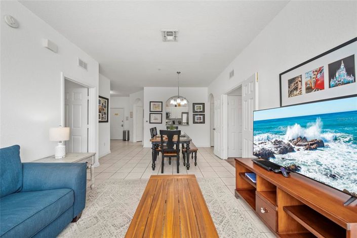 Image No.10-3 Bed Apartment for sale