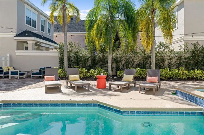 Image No.11-5 Bed House for sale