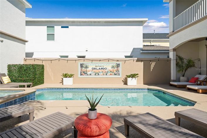 Image No.13-5 Bed House for sale