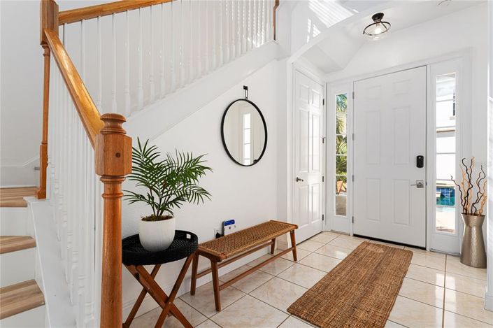 Image No.18-5 Bed House for sale