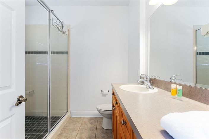 Image No.39-5 Bed House for sale