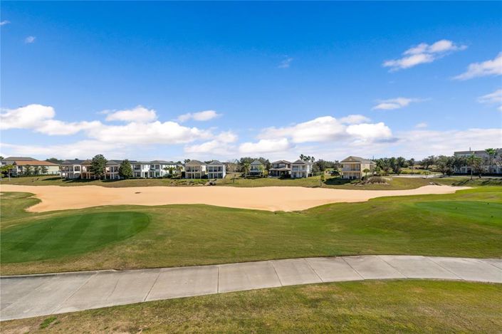 Image No.44-5 Bed House for sale