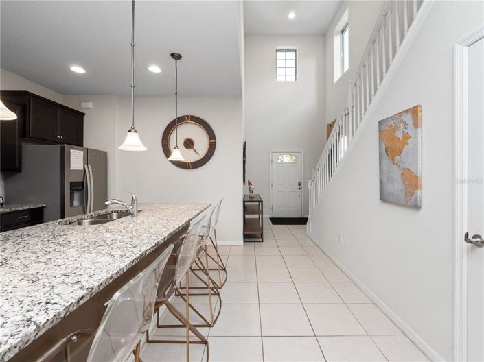 Image No.14-6 Bed House for sale