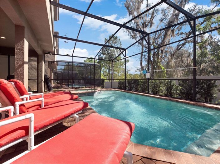 Image No.31-6 Bed House for sale