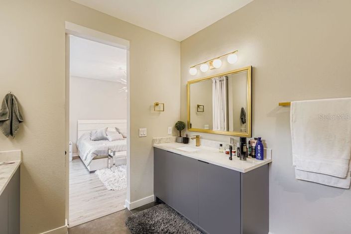 Image No.11-4 Bed House for sale