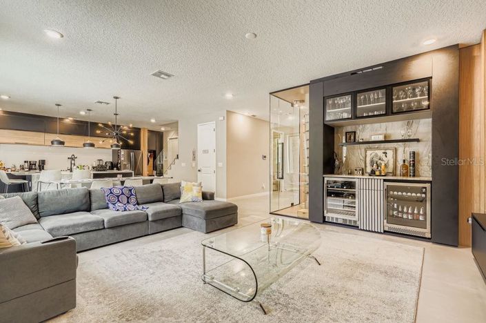 Image No.12-4 Bed House for sale