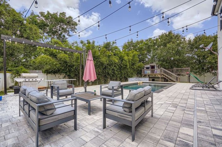 Image No.26-4 Bed House for sale