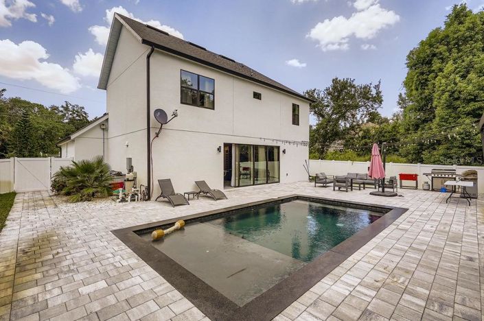 Image No.28-4 Bed House for sale