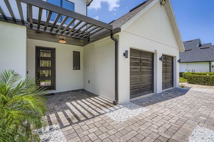 Image No.4-4 Bed House for sale