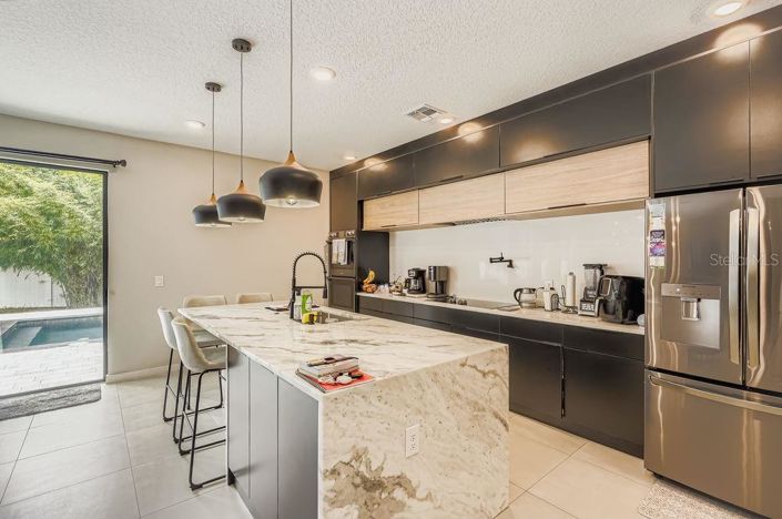 Image No.5-4 Bed House for sale