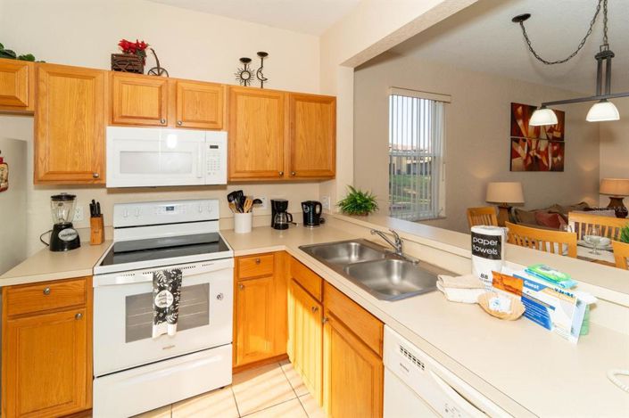 Image No.10-4 Bed Townhouse for sale