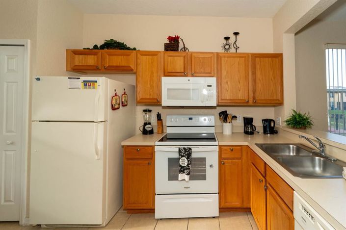 Image No.11-4 Bed Townhouse for sale