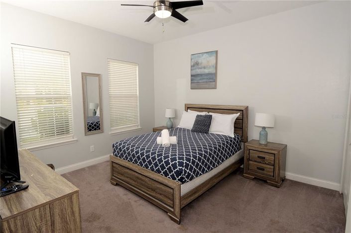 Image No.10-4 Bed Townhouse for sale