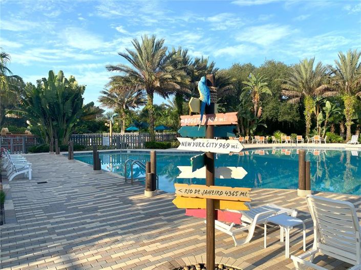 Image No.24-4 Bed Townhouse for sale