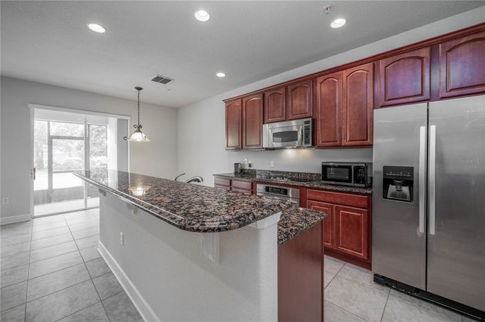 Image No.16-3 Bed Townhouse for sale