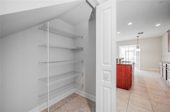 Image No.18-3 Bed Townhouse for sale