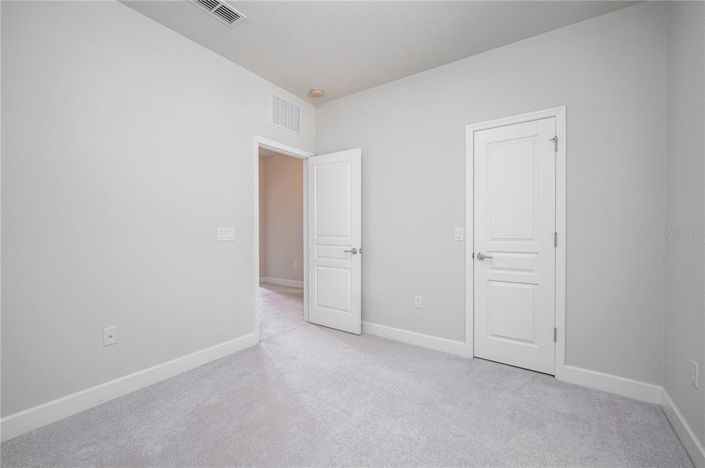 Image No.26-3 Bed Townhouse for sale